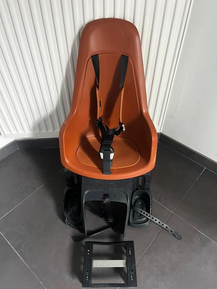 Bobike One Maxi fietsstoeltje achter – bruin (op bagagerek), Fietsen en Brommers, Fietsaccessoires | Fietsstoeltjes, Zo goed als nieuw