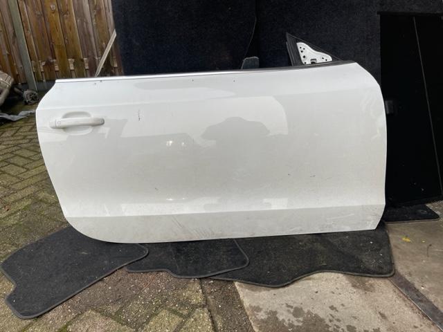 PORTE DROITE wit Audi A5 (8T3) (01-2007/01-2017), Dhr. R. de Gouw, Utilisé, Porte, De Bloemendaal 21 21
5221 EB  'S HERTOGENBOSCH, NL