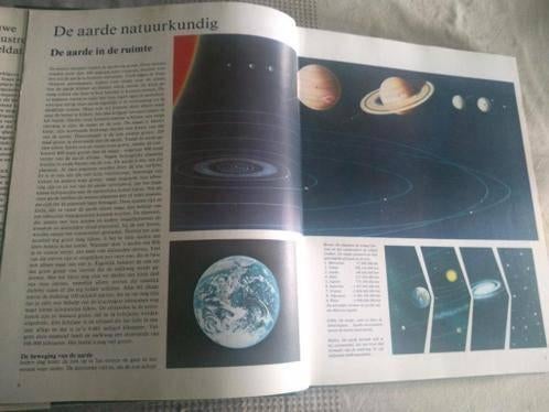 boek: nieuwe geïllustreerde wereldatlas, Ophalen of Verzenden, Gelezen, Wereld