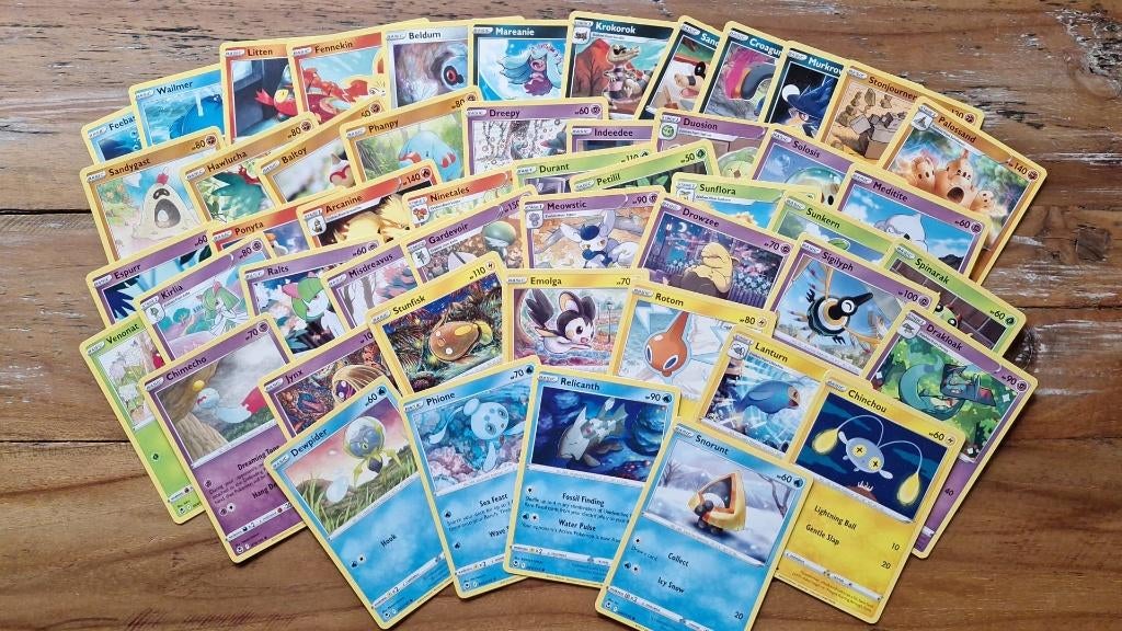 Pokémon kaarten – 50 stuks - NM | Silvert Tempest - 1, Hobby en Vrije tijd, Verzamelkaartspellen | Pokémon, Zo goed als nieuw