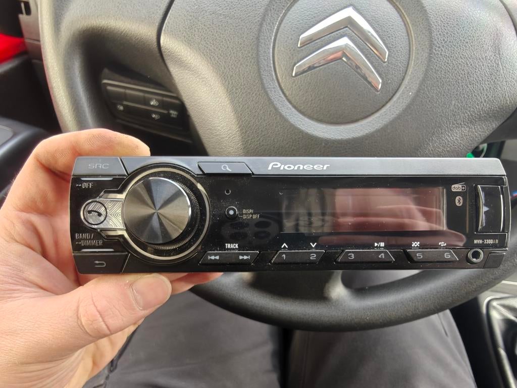 Autoradio radio Pioneer, Autos : Divers, Autoradios, Enlèvement, Comme neuf