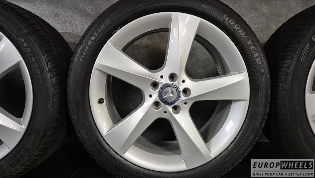 19 inch Mercedes Vito Viano W447 Zwart Zomerbanden W639, 19 inch, -, -, Banden en Velgen