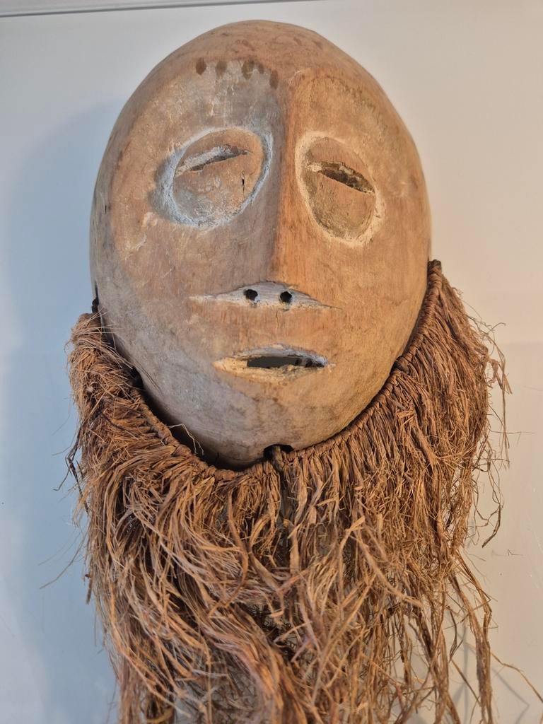 Masque Lega africain vintage élégant en bois (Congo), Enlèvement ou Envoi