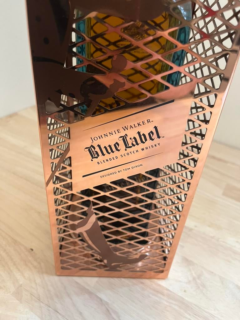 Johnnie Walker Blue Label – Tom Dixon Limited Edition, Verzamelen, Wijnen, Zo goed als nieuw, Ophalen