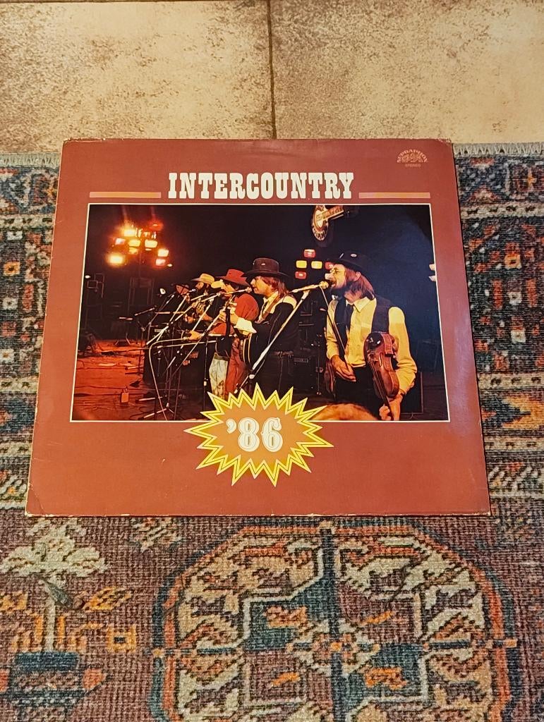 2 Lp's Intercountry '86, CD & DVD, Vinyles | Country & Western, Enlèvement ou Envoi, 1980 - 1989, Comme neuf, Autres formats