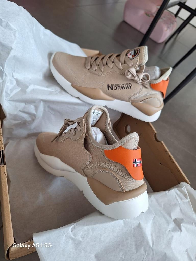 Sneakers Geographical Norway Ovitt marron beige taille 40, Enlèvement, Brun, Baskets