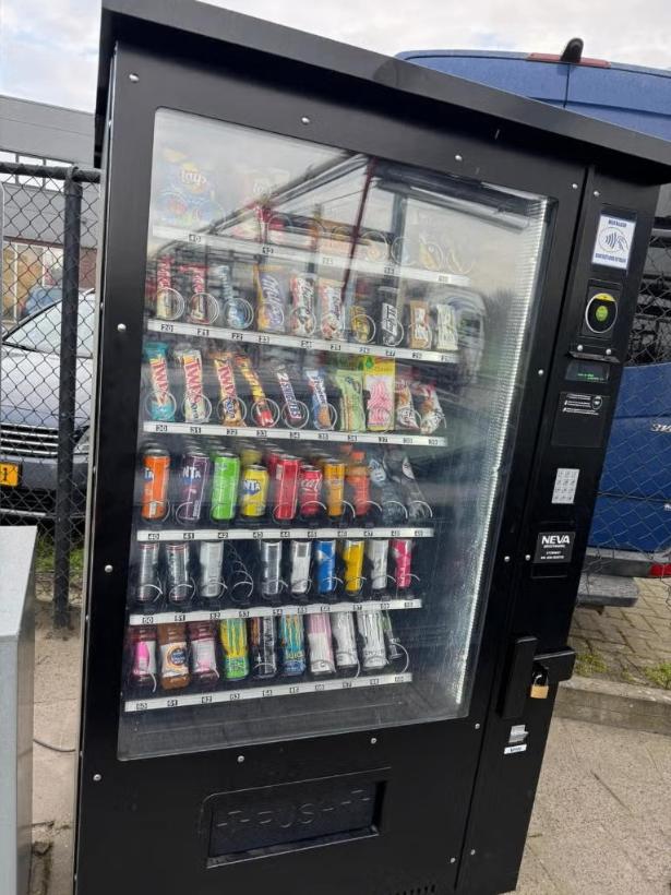 Vendo G-Snack 10 Outdoor | Combi automaat | Outdoor machine, Ophalen, Zo goed als nieuw