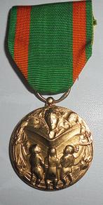 Médaille de 1re  classe COV(education), Enlèvement ou Envoi, Autres, Ruban, Médaille ou Ailes