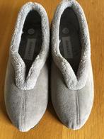 Chaussons en velours, gris, taille 36, Vêtements | Femmes, Chaussures, Gris, Enlèvement ou Envoi, Comme neuf, Pantoufles