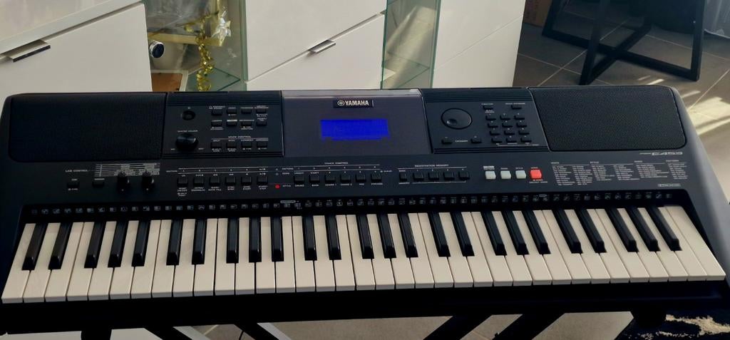 Yamaha keybord PSR E453, Musique & Instruments, Claviers, Enlèvement, Yamaha