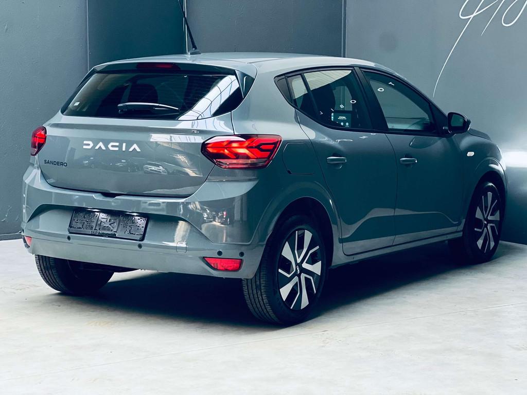 Dacia Sandero 1.0 TCe *AUTOMATIQUE*CARPLAY*GARANTIE*, Autos, Dacia, Argent ou Gris, Achat, 129 g/km, Entreprise