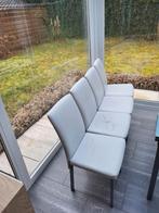 4 keukenstoelen, Ophalen