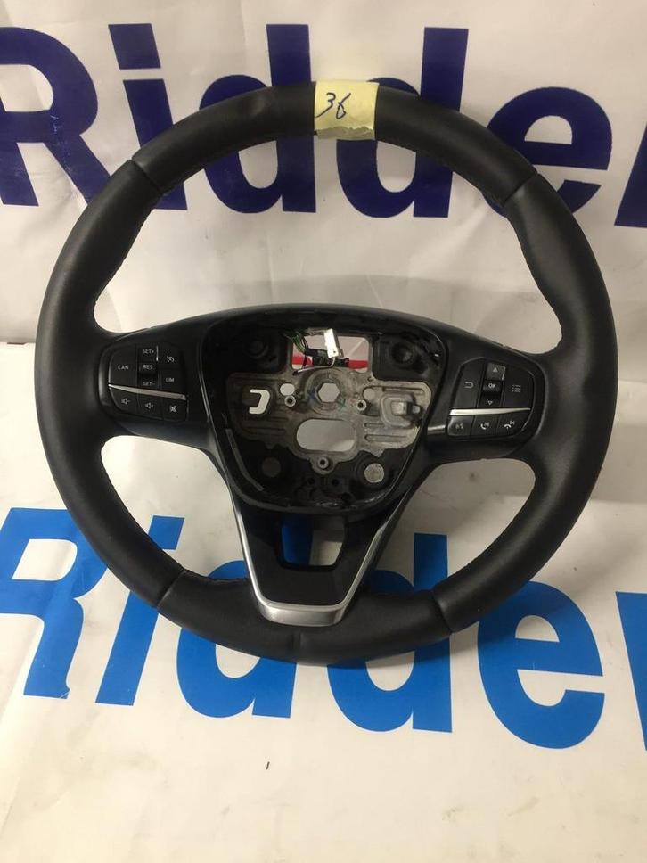 stuurwiel ford focus 34246312F, Autos : Pièces & Accessoires, Commande, Ford, Utilisé, Enlèvement ou Envoi
