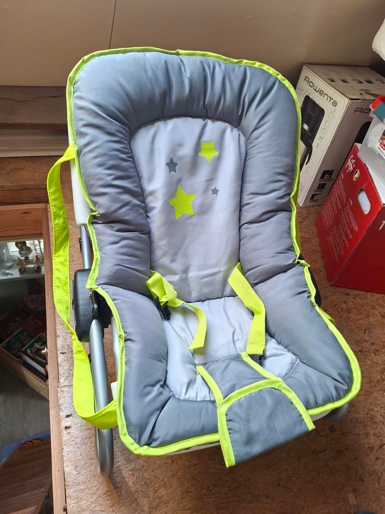 Lichtgrijze, weinig gebruikte wipstoel, Ophalen, Zo goed als nieuw, Wipstoel, Verstelbaar