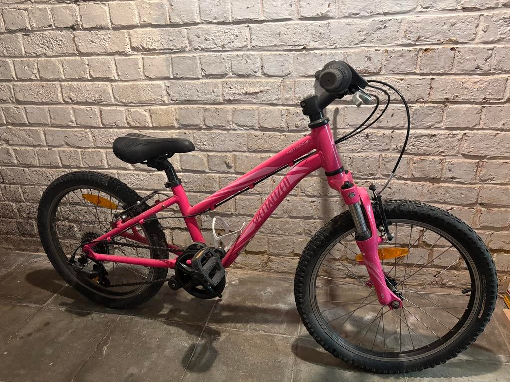 Velo fille 6-8 ans 20 ‘’, Repose-pieds, Enlèvement, Utilisé, Acier