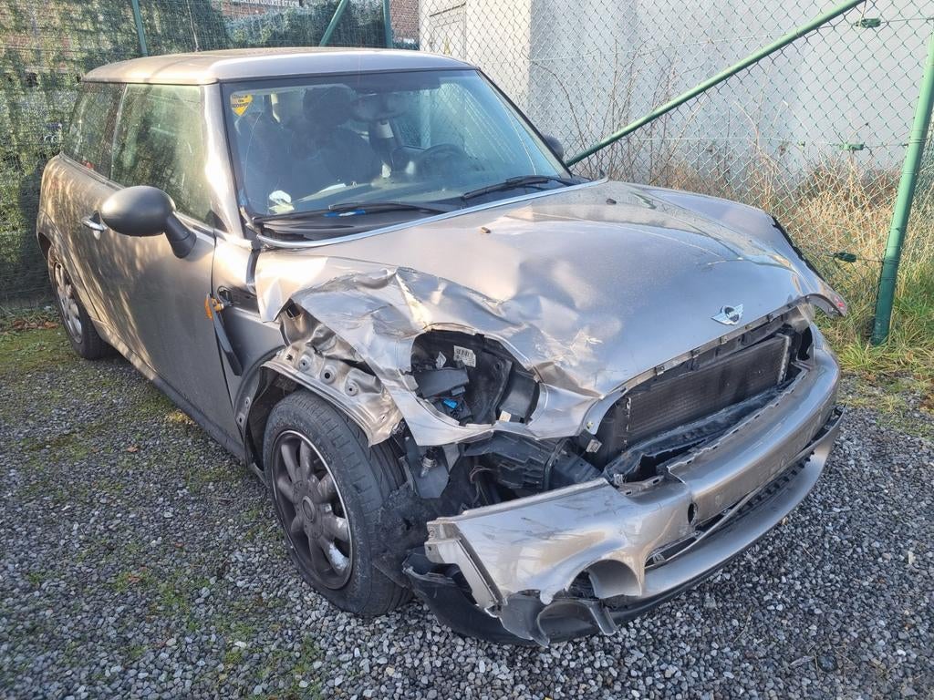 MINI ONE 1.6i 2013 AIRCO 113260KM PRIX 1100€, Autos, Euro 5, Achat, Entreprise, Boîte manuelle