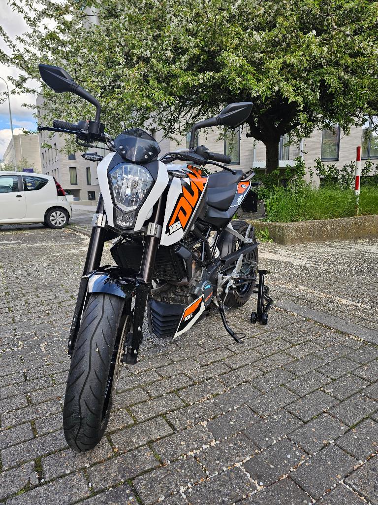 KTM Duke 125 2016 16 500 km – 1er propr – Entretien complet, Occasion, Permis Moto A1 minimum, Particulier, ABS