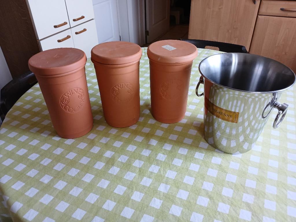 wijnkoelers, Ophalen, Zo goed als nieuw