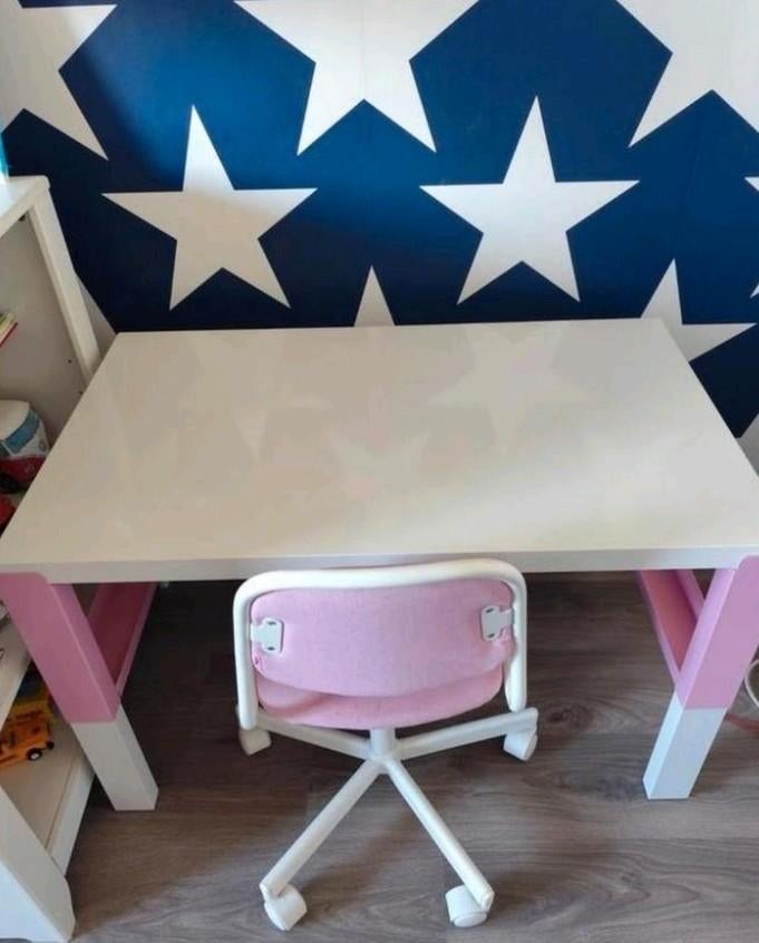 Bureau pour enfant réglable en hauteur + chaise de bureau, Enlèvement