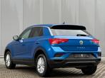 Volkswagen T-Roc 1.5 TSi DSG AdapCruise LijnAss Carplay, Auto's, Stof, 1498 cc, 4 cilinders, Blauw