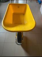 Nieuwe Plastic kruiwagen 2 stuks, Tuin en Terras, Ophalen, Zo goed als nieuw