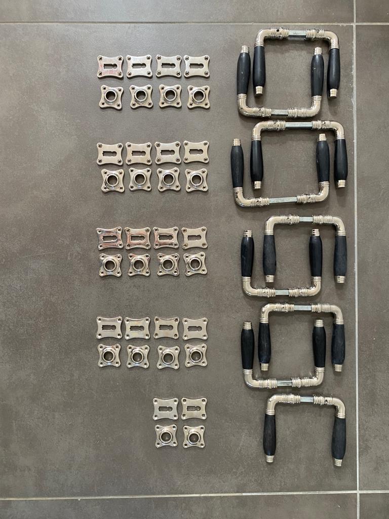 Lot de poignées et rosaces pour 9 portes, Bricolage & Construction, Enlèvement, Utilisé, Loquet ou Poignée