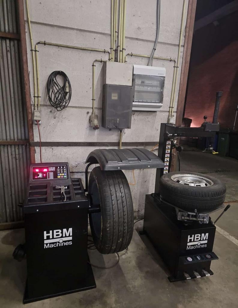 Changer/réparer les pneus d'une voiture, d'une moto, d'un sc, Enlèvement