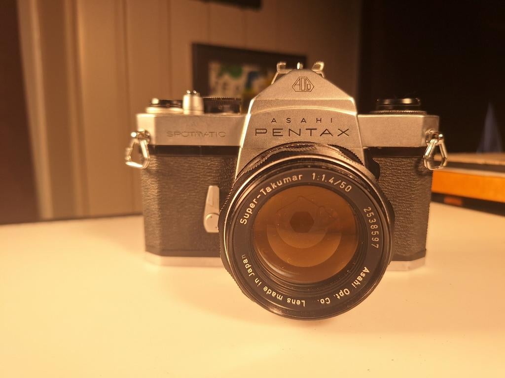 Pentax spotmatic + 50mm f1.4, TV, Hi-fi & Vidéo, Appareils photo analogiques, Enlèvement ou Envoi, Pentax