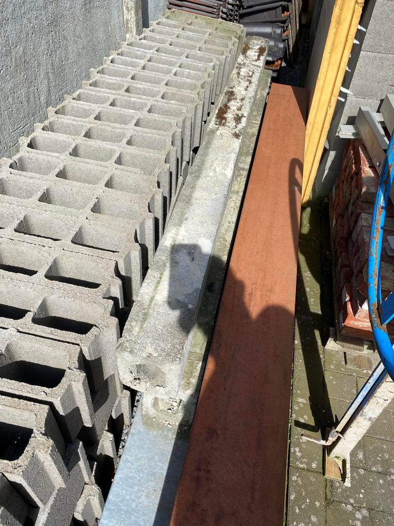 Betonnen Balken, Doe-het-zelf en Bouw, Ophalen, Zo goed als nieuw