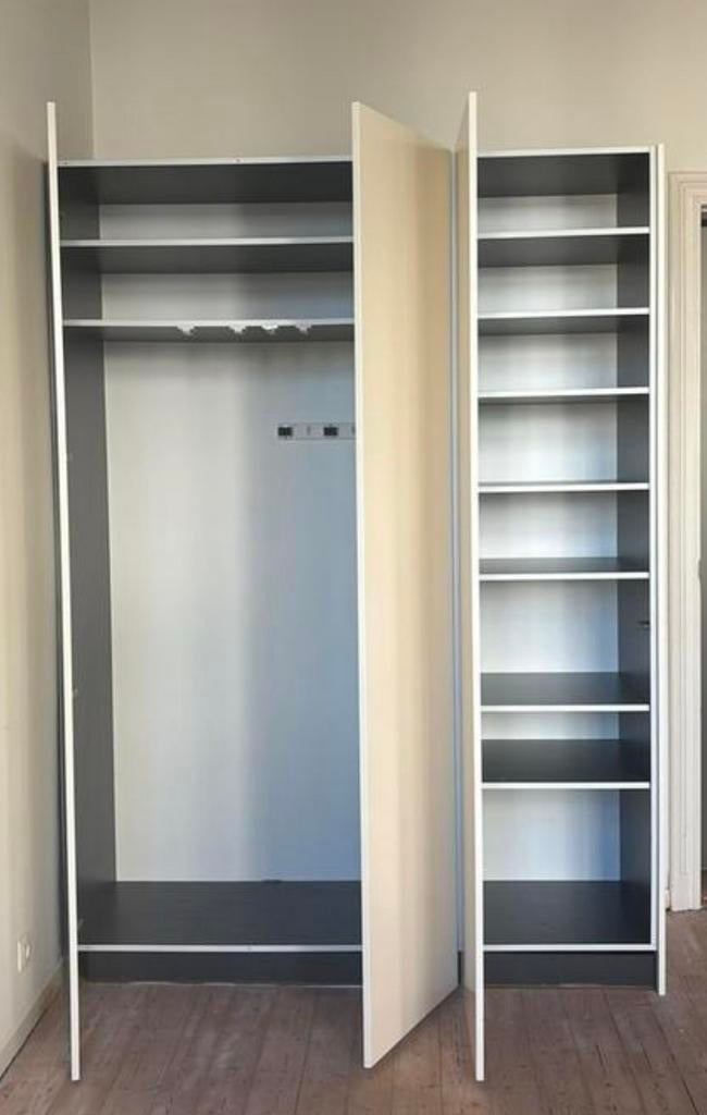 Kast met veel legplanken., Ophalen