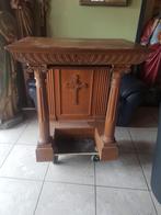 Table de prière, Enlèvement