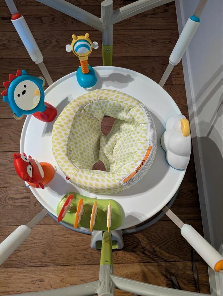Skip Hop jumper/activiteitentafel, Enfants & Bébés, Jouets | Tables de jeux, Enlèvement