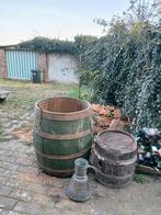 Oude houten  wasmolen Eiken ton. Wijnvat, Ophalen