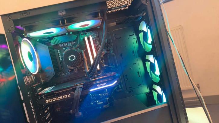 PC GAMER & JEUX | RTX 4070 SUPER 12 GB OC R7 5800X 32GB RAM, Computers en Software, Desktop Pc's, Zo goed als nieuw, 4 Ghz of meer