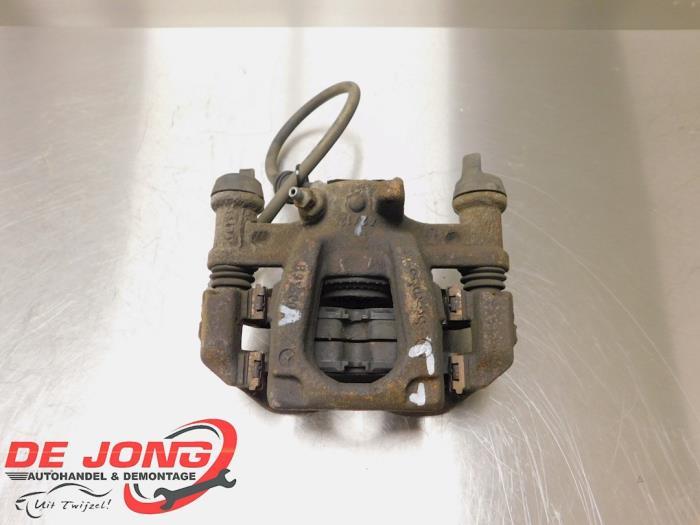 Remklauw (Tang) links-achter van een Mercedes Vito, Gebruikt, -, Ophalen of Verzenden, -