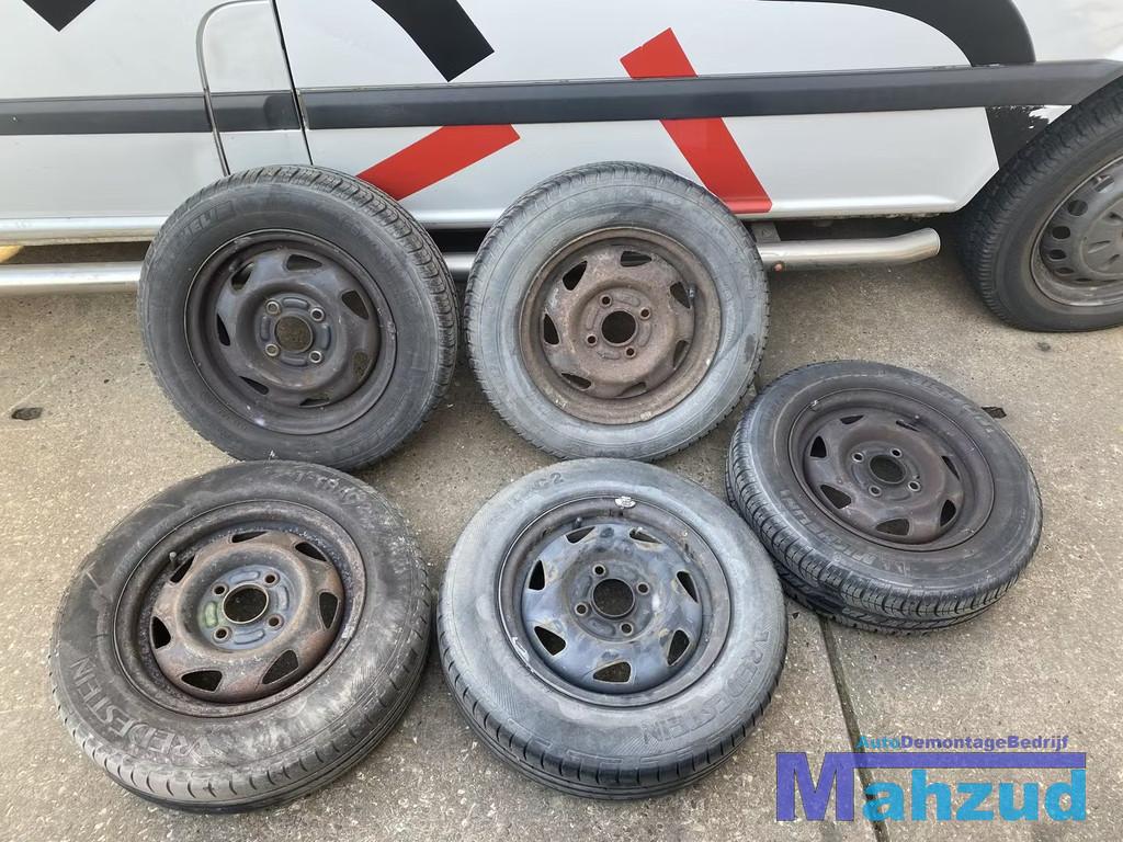 FORD FIESTA 4 Banden met velgen 4x108 13 inch, Auto-onderdelen, Gebruikt, Info@ford.com, Ford, Ford Motor Company