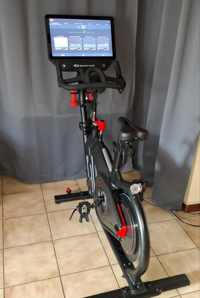 Vélo de spinning Bowflex. État neuf., Sports & Fitness, Appareils de fitness, Neuf, Vélo d'appartement, Bras, Jambes, Pectoraux