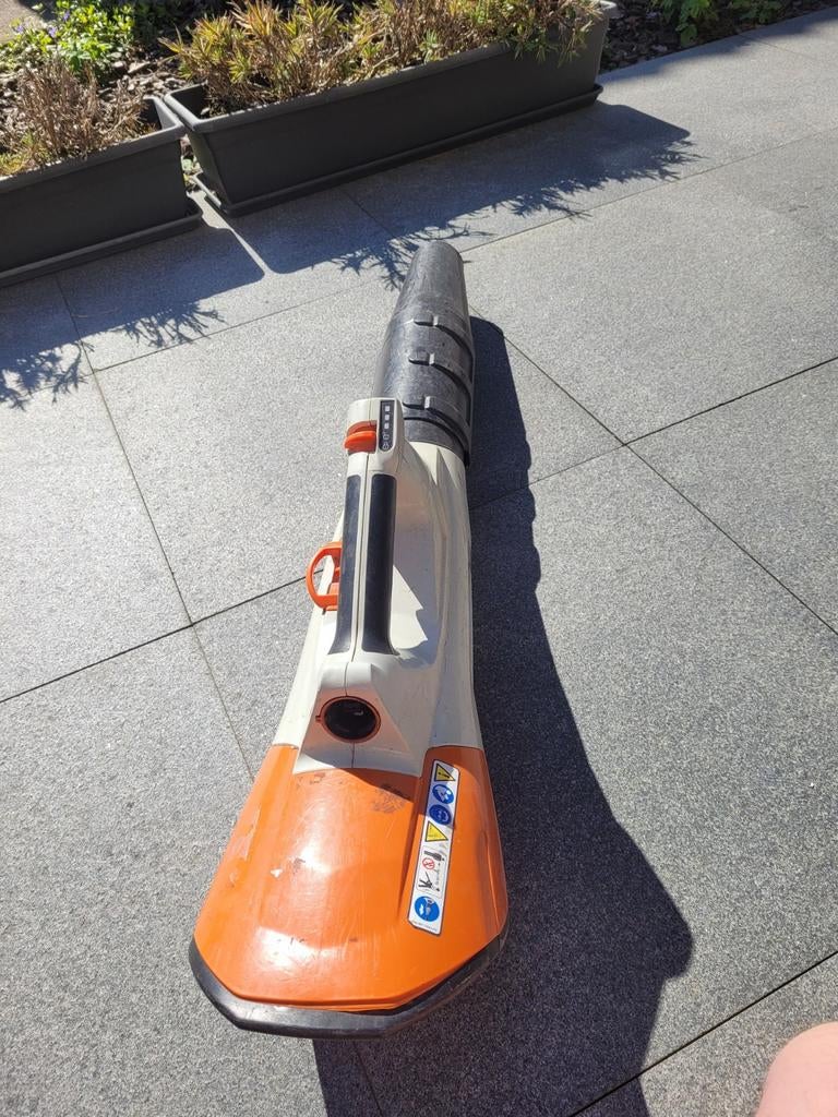 Bladblazer Stihl BGA 100, Tuin en Terras, Bladblazers, Ophalen of Verzenden