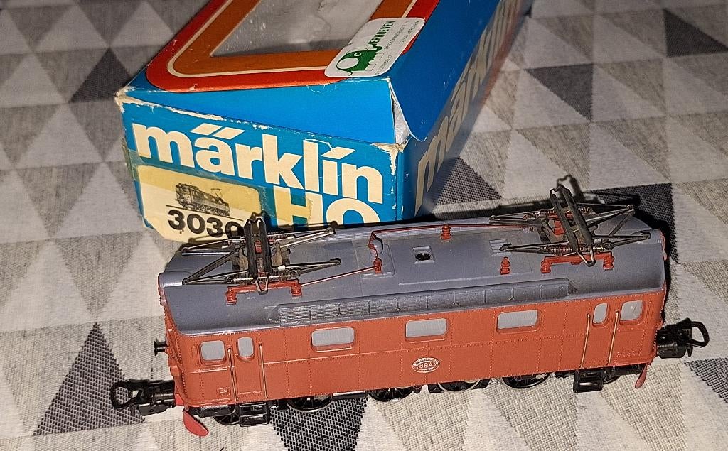 Märklin HO 3030 Electrische Locomotief Da884 van de SJ, Hobby en Vrije tijd, Locomotief, Ophalen of Verzenden, Zo goed als nieuw