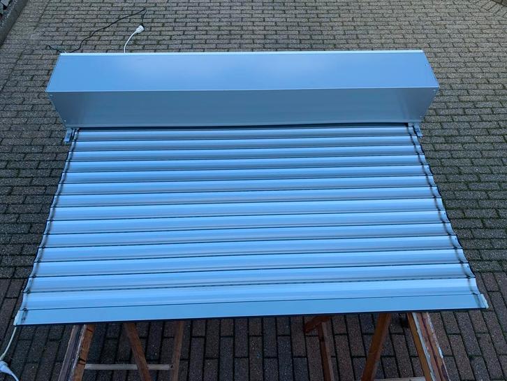 Elektrische rolluiken, Bricolage & Construction, Volets, Utilisé, 200 cm ou plus, Gris, Fonctionnement électrique, Enlèvement
