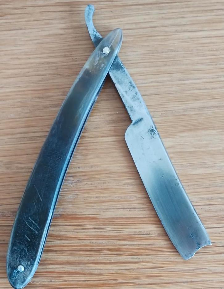 Barbiersmes, Antiek en Kunst, Antiek | Bestek, Ophalen of Verzenden