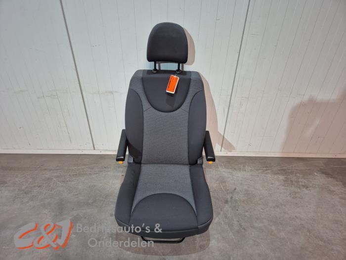 Stoel rechts van een Peugeot Expert, Auto-onderdelen, Interieur en Bekleding, Peugeot, Gebruikt, 3 maanden garantie, Ophalen of Verzenden