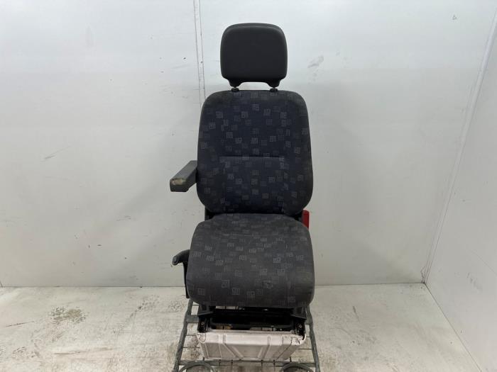 Siège gauche d'un Mercedes Sprinter, Autos : Pièces & Accessoires, Habitacle & Garnissage, Mercedes-Benz, Utilisé, 3 mois de garantie