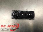 Navigatie bedienings paneel van een Renault Clio, Gebruikt, -, Renault, -
