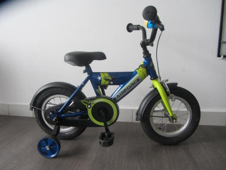 Très belles roues d'entraînement garçon de 3 à 5 12,5 pouces, Vélos & Vélomoteurs, Vélos | Vélos pour enfant, Stabilisateurs, Enlèvement