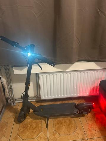 Ninebot g2 max beschikbaar voor biedingen