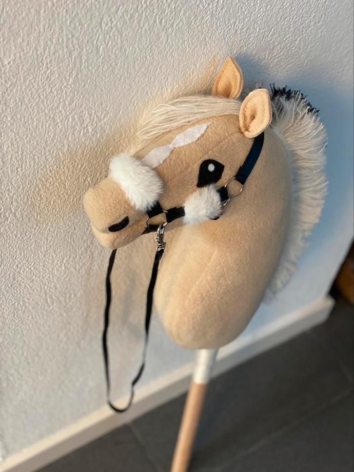 Prachtig fjord hobbyhorse stokpaard. Halster, touw en stok!, Kinderen en Baby's, Speelgoed | Knuffels en Pluche, Nieuw, Paard