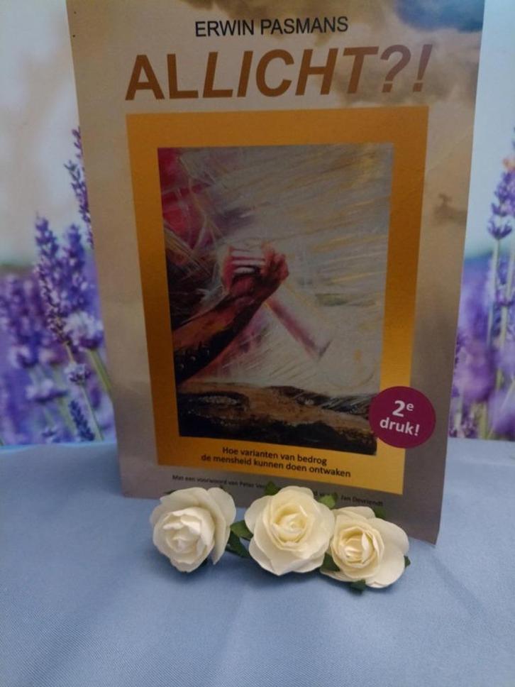 Allicht, Boeken, Esoterie en Spiritualiteit, Zo goed als nieuw, Ophalen of Verzenden
