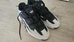 Chaussures - Taille 43 - Adidas Niteball Black/White, Ophalen, Adidas, Zo goed als nieuw, Wit