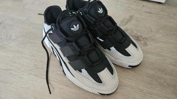 Chaussures - Taille 43 - Adidas Niteball Black/White beschikbaar voor biedingen